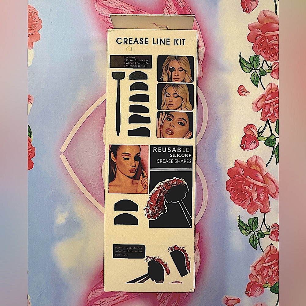 Crease Line Tool Kit for Eyeshadow New in Box